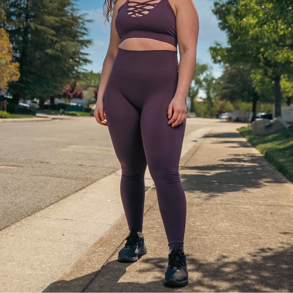 NWT - TYC Link up leggings - Effortless - Plum - Size XS